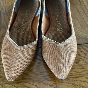 Rothy's Pointed-Toe Knit Flats in Tan/Copper